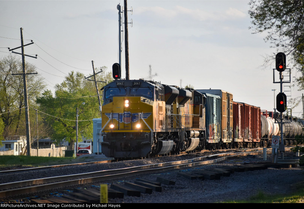 UP Freight Train at Dupo IL